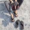 1 Paar Sandalen Weiche Hohe Elastizität Flip-Flops TPR Anti-Rutsch Flacher Boden Hausschuhe Verdickte Elastizität Strand Flip-Flops Pool