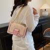Foreign trade women's bag 2025 new literary and artistic national style embroidery thread shoulder bag fashionable retro messenger chain small square