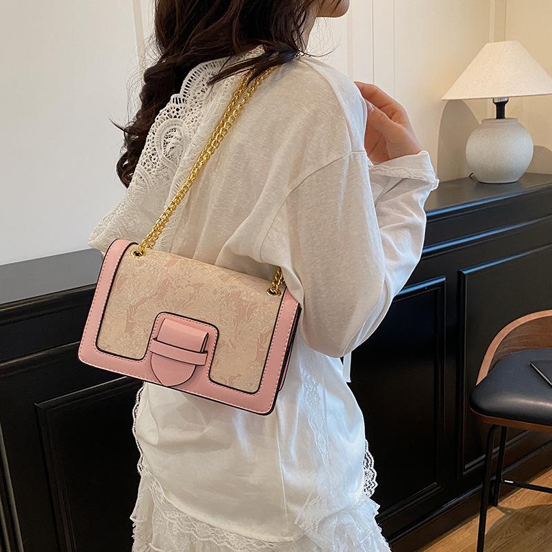 Foreign trade women's bag 2025 new literary and artistic national style embroidery thread shoulder bag fashionable retro messenger chain small square