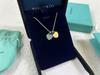Collar con Colgante de Corazón de Plata de Ley 925 para Mujer Familia T con Diamantes y Esmalte, Cadena Clavicular Azul Clásico, Colgante para Mejor Amiga