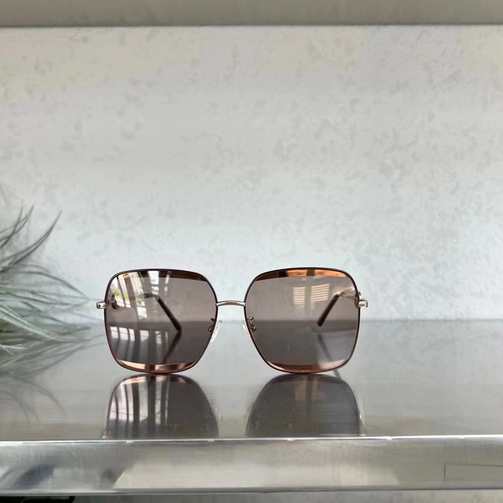 Korean Style Square Sunglasses for Women Men UV Protection High Quality Fashion Sun Glasses