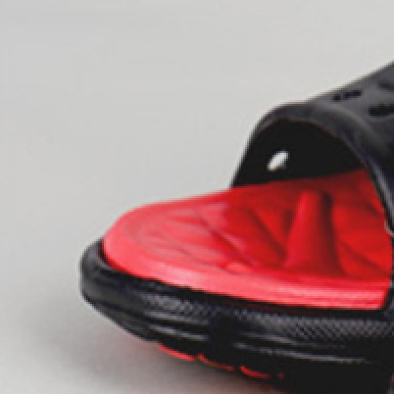 Daiso Outdoor Two Tone Slippers