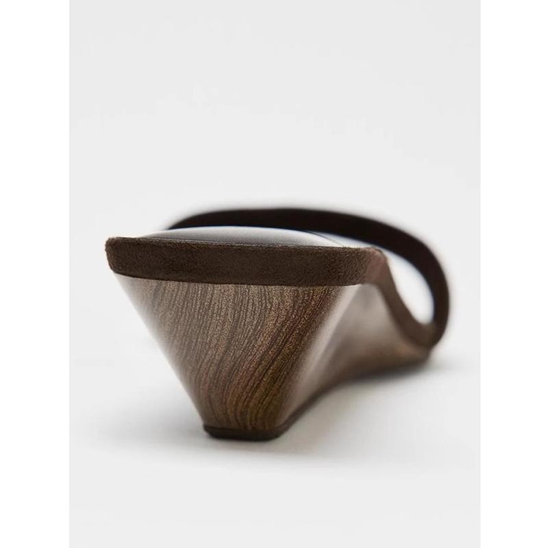 Fashion Summer New One-Strap Slippers For Beach Vacation. Women Wearing Slippers Over Flip-Flops