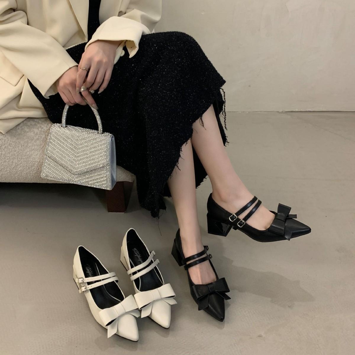 

2025 autumn and winter new fashion versatile bow light mouth high heel ladyshoes simple word belt 39 білий