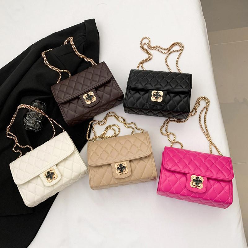 Trendy Urban Chic Small Pu Shoulder Bag With Chain Quilted Design For Women