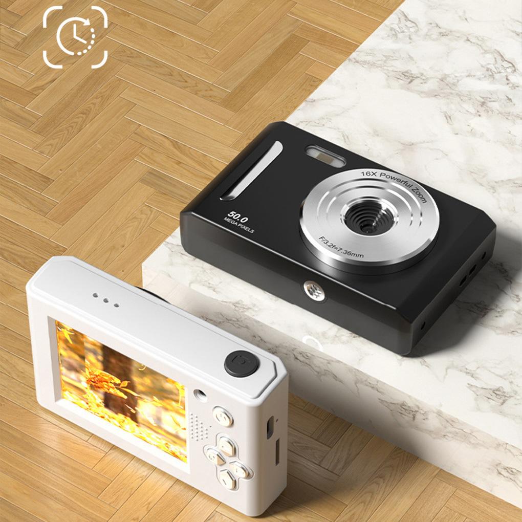 4K Retro CCD Digital Camera - 50 Million HD Pixels Dual Camera Flash 8x Digital Zoom 2.4in Screen Auto Focus  Entry-level Cam