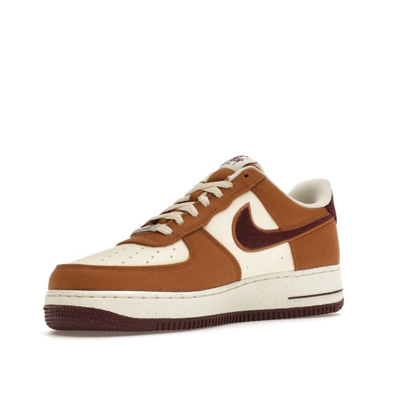Nike Air Force 1 07 LV8 Notebook Doodle Pack - Lys britisk tan Herresneakers Brun Kokosmelk Gummi-Mørk-Brun FQ8713-200