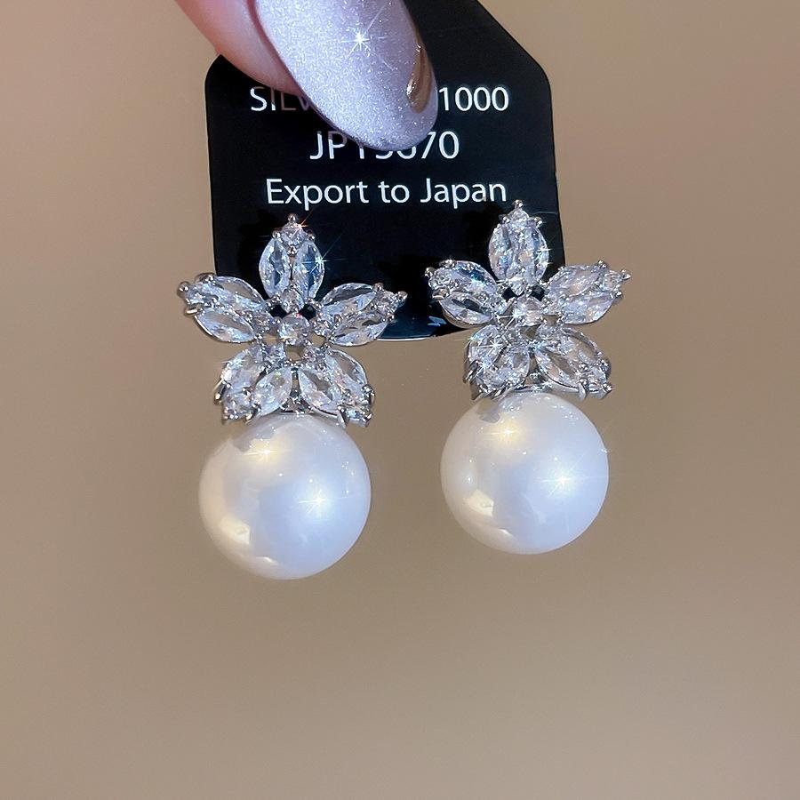 

Real Gold Silver Plated Copper Drop Earrings For Women Shiny CZ Cubic Zirconia Round Flower Imitation Pearl Temperament Jewel бежевый