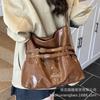 Premium bag women's 2025 new trendy autumn and winter retro shoulder bag large capacity commuter tote bag messenger bag