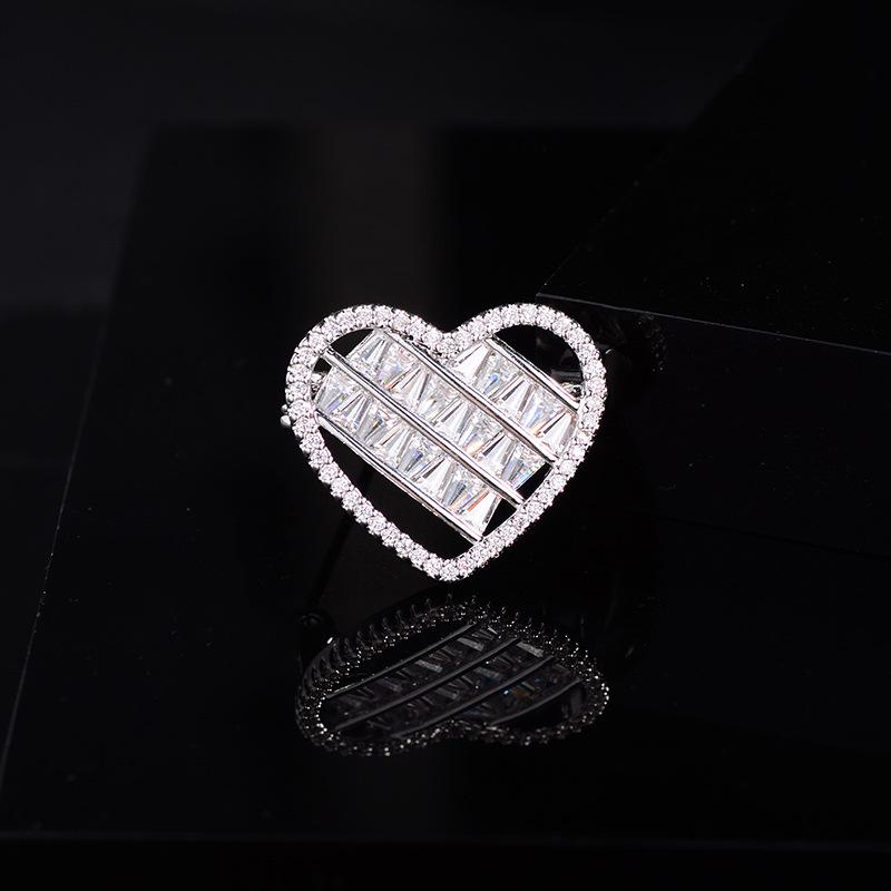 Broșă Elegantă cu Zircon Micro-Incrustat: Accesoriu de bijuterie la modă, potrivit pentru orice ținută, pentru vară