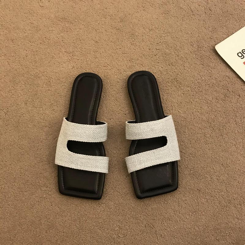 Slippers female summer outer wear feeling sandals female 2025 new temperament fairy style simple vacation evening sandals