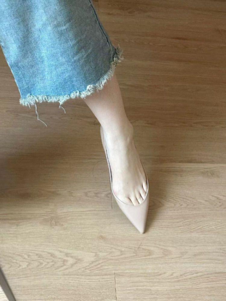 Spring 2025 Korean version of the new pointed head shallow mouth design sense niche flat shoes bag head nude non-slip single shoes