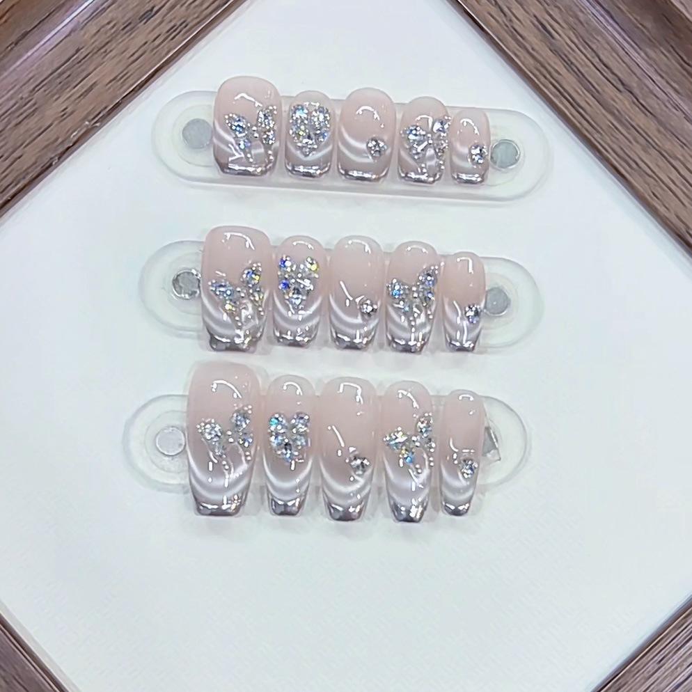 

Hand-wearing Armor Magic Butterfly High-end Zircon Diamond Butterfly French Cat Eye Nail Patch extra small xs