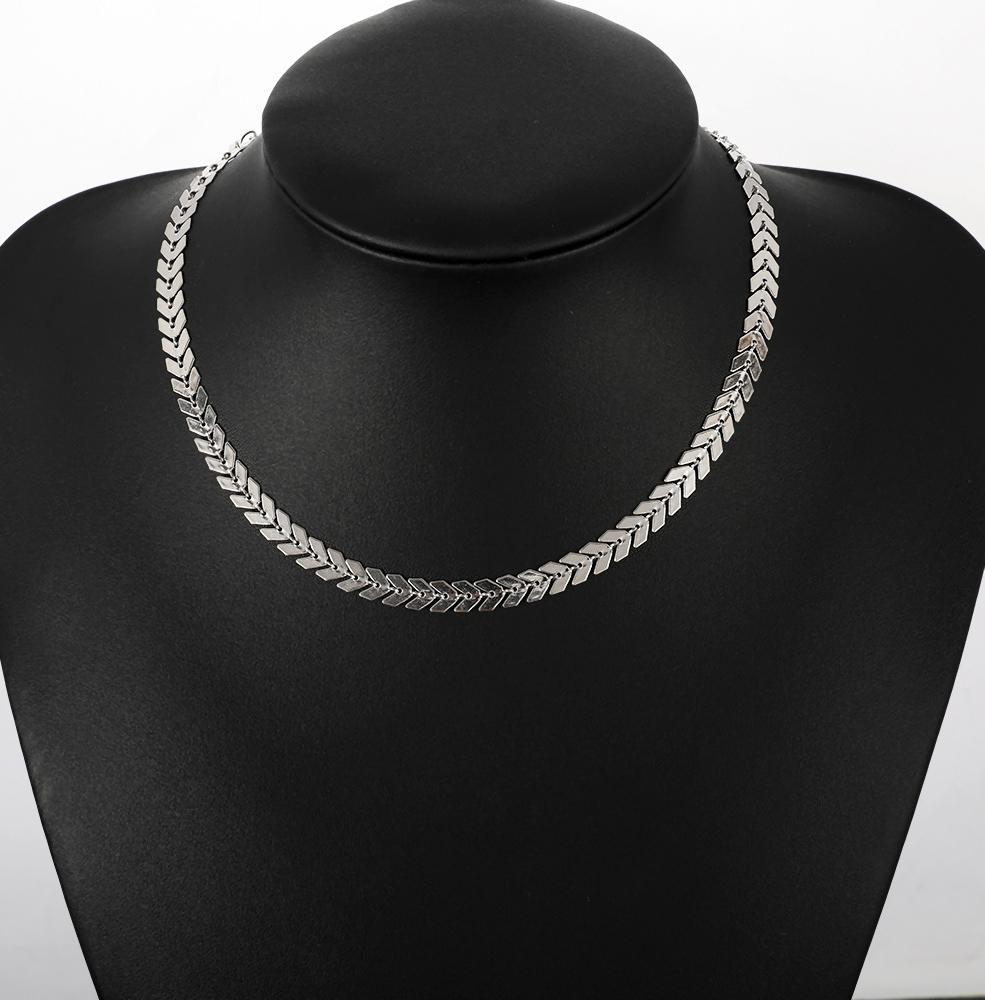 

New Hot Female Temperament Fashion Fish Bone Chain Sequins Short Gold And Copper Necklace Sexy Tattoo Chain Clavicle Chain мідний