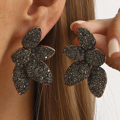 Exaggerated Rhinestone Leaf Stud Earrings for Women Vintage Gothic Black Zircon Crystal Flower Earrings Party Jewelry Gifts