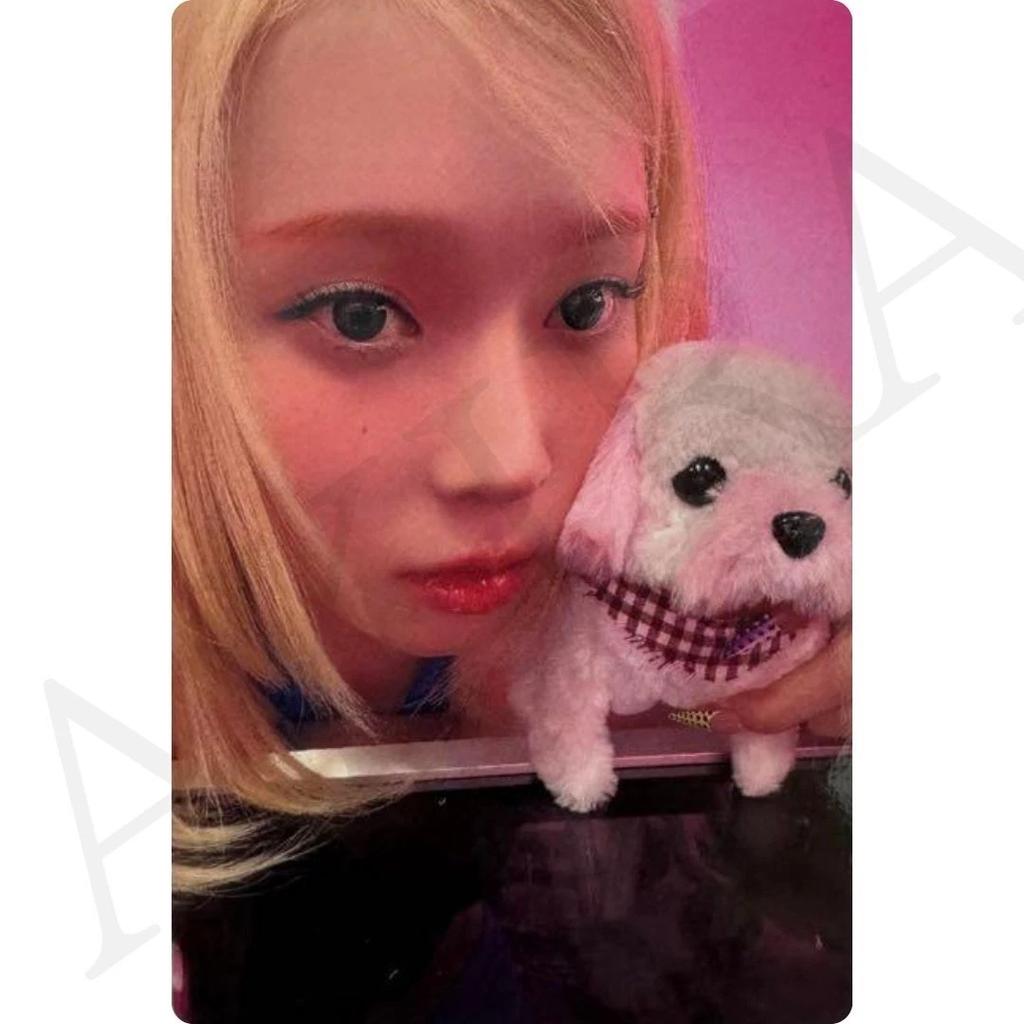 Aespa JAPONIA 1. SINGIEL Hot Mess ALBUM ZAWIERA KARTĘ ZE ZDJĘCIEM OFICJALNY