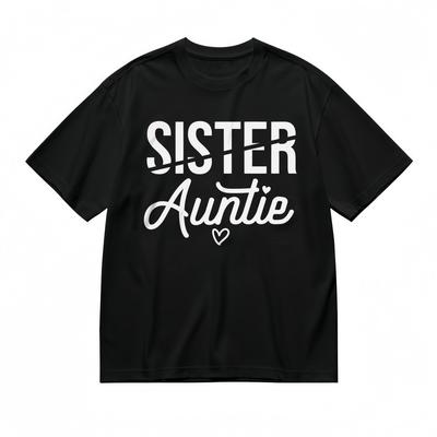 Modernes Schwester- und Tanten-T-Shirt Minimalistischer Herzakzent Unisex Schwarz 100% Baumwolle Tops