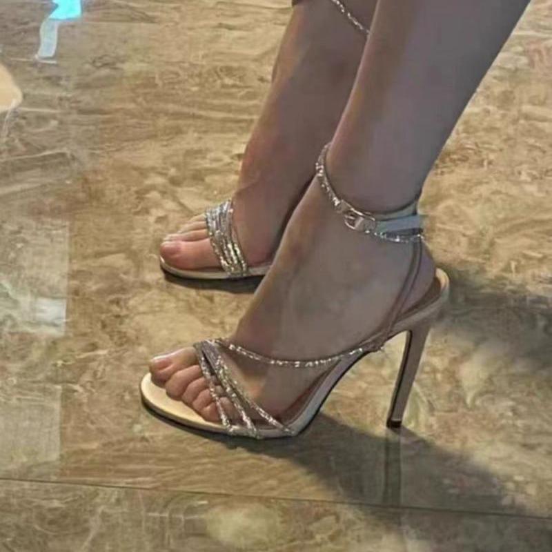 Heel sandals 2025 summer socialite champagne Roman shoes open-toed high heels one-word buckle night show hate sky high