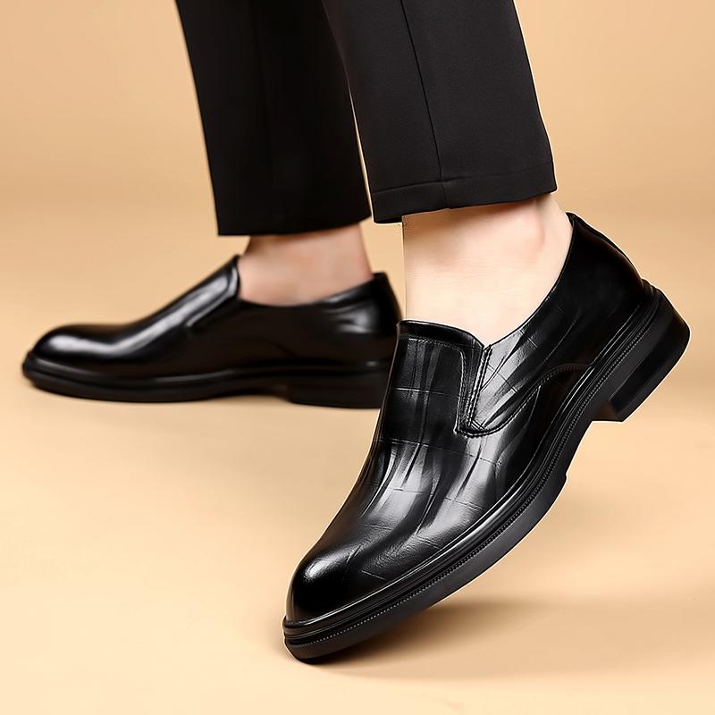 Fashion Leather Men's Dress Shoe 2025 New Arrival Slip-on Loafers Men Soft Driving Moccasins High Quality Flats Male Walking Footwear