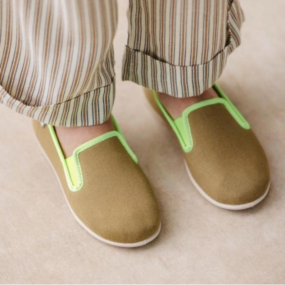 

BumtOng IcOnic Хаки Слипоны Bum11ur51n Kk 031