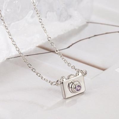 Camera Necklace Photographer Camera Charm Pendant Chocker Jewelry Gift for Photographers Journalists Travelers Selfie Lovers