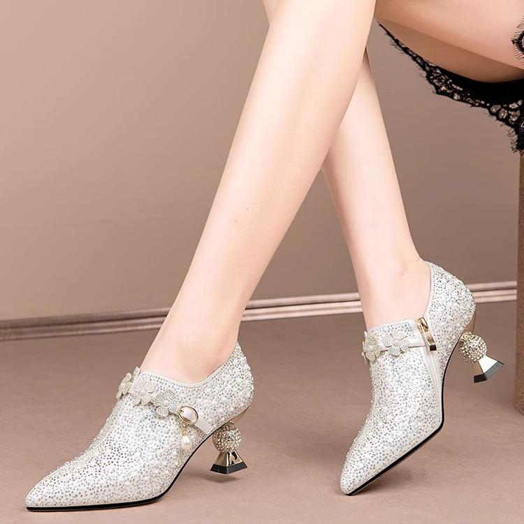 2025 spring new fashion foreign flower women's shoes pearl rhinestone wedding shoes thick heel deep mouth single shoes women's high heels