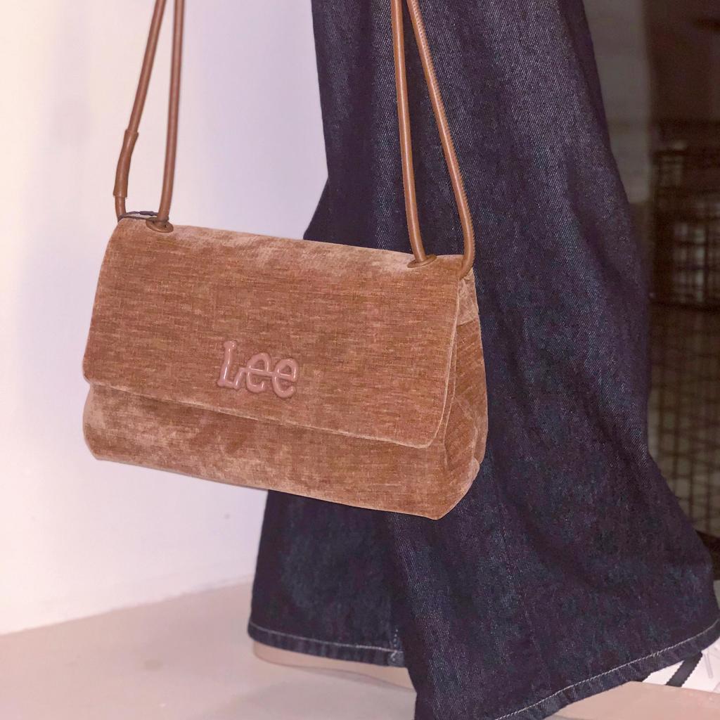 New Lee Fabric Shoulder Bag Regular Women's Wheat Brown LE240124M-301