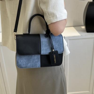 Kleine quadratische Tasche mit Nischendesign, Spleißung und Kontrastfarben, Damen-Alltagskleidung mit Umhängetaschen und modischen Einzelschultertaschen