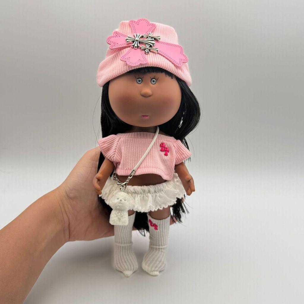 Nines Donil Mia Reversible Vinyl Toy With Dressup Accessories For Kids And Collectors
