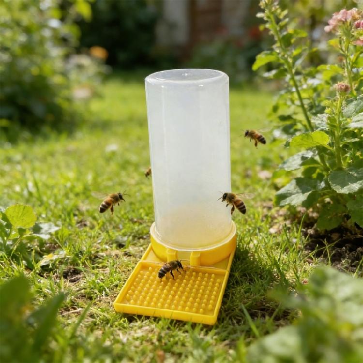 Outdoor Bees Water Feeder Water Feeder Plastic Feeder Beekeeping Cleaning Nest Door Easy Maintenance Accessories