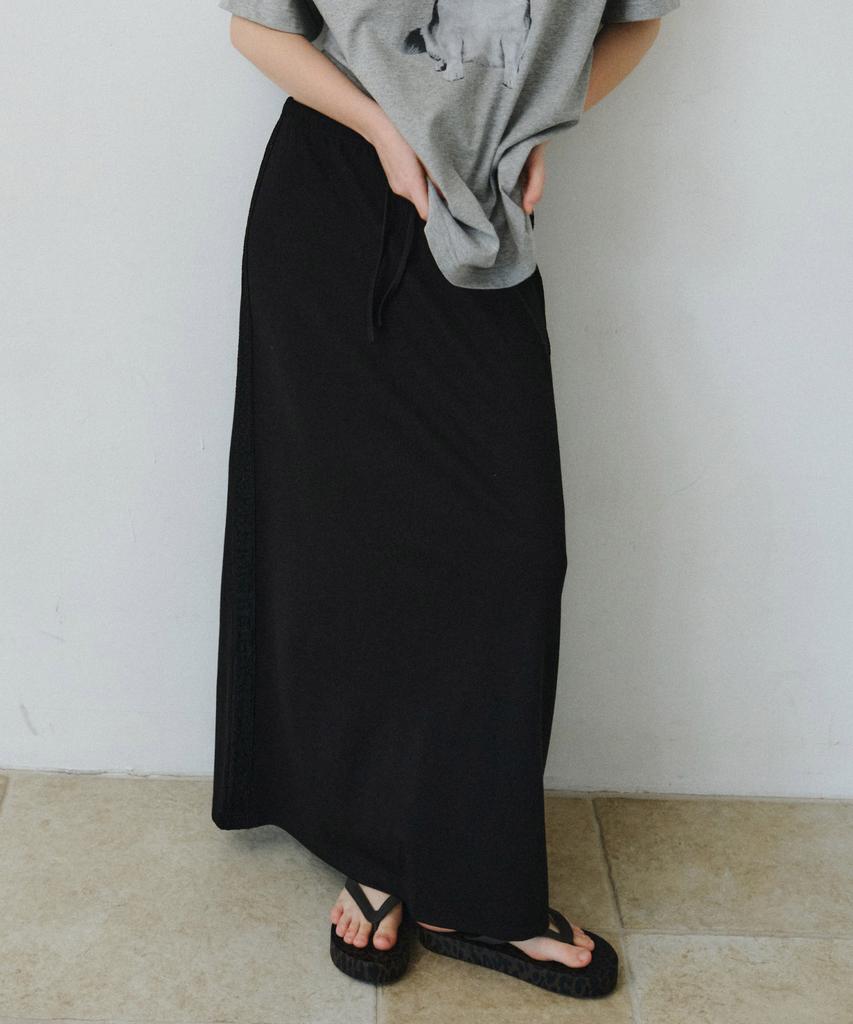 Mais Side Lace Banding Long Skirt / Black