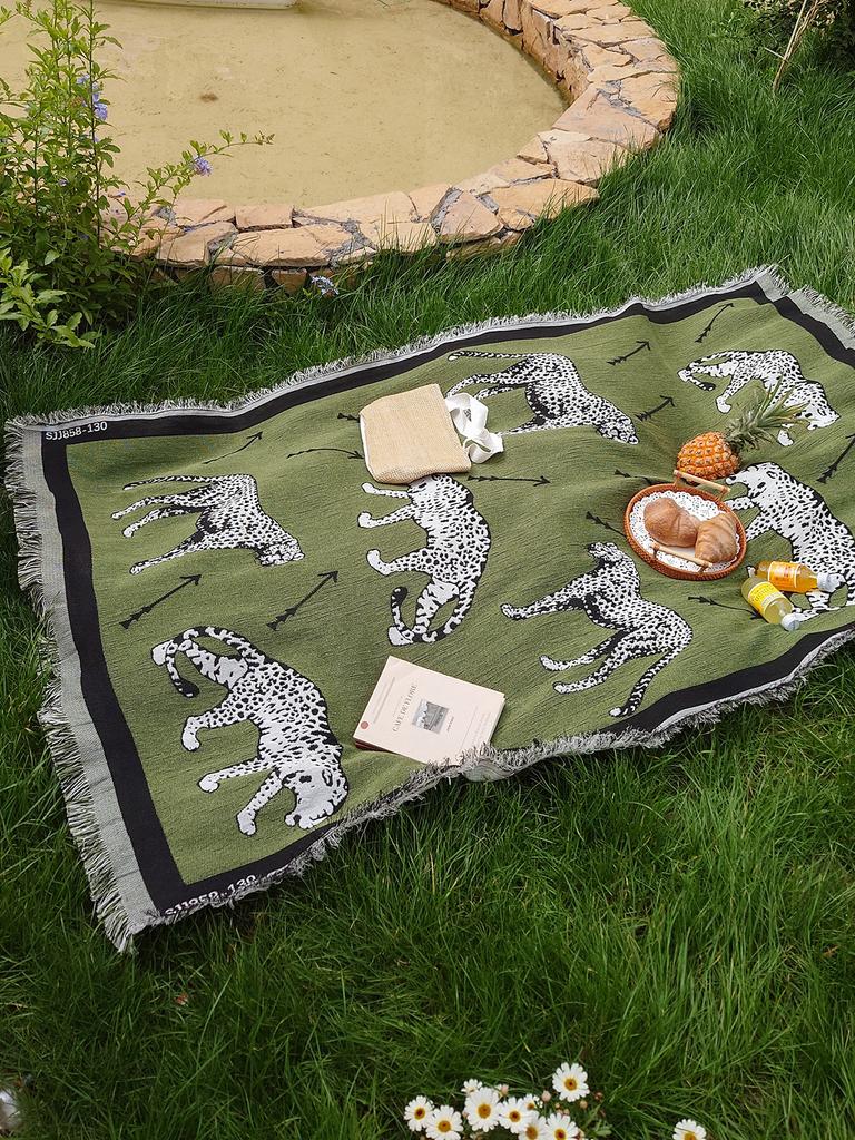 Cheetah Knitting Camping Picnic Mat Portable Travel Hiking Cloth Dustproof Tablecloth Mat Soft Sofa Blankets Outdoor Picnic Pad