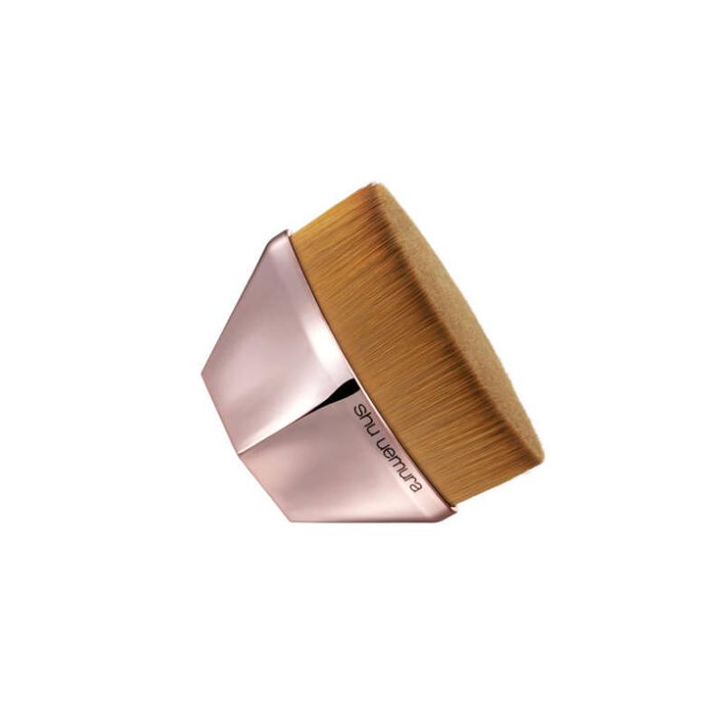 Shu Uemura 55 petals foundation brush розовый