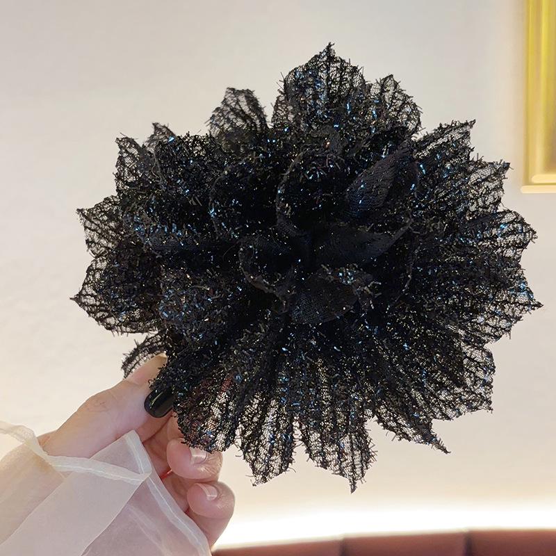 

2024 Осень/Зима Двойной пион с кисточками и бусинами Заколка-акула для волос - Универсальный аксессуар для прически в стиле Y2K