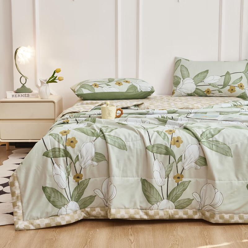 Huaxia Shengjin Floral Lightweight Summer Quilt