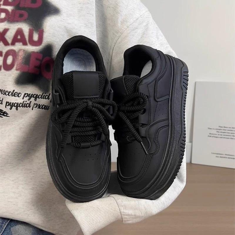 Black platform versatile board shoes women's autumn leather lace-up casual shoes campus style lace-up running shoes