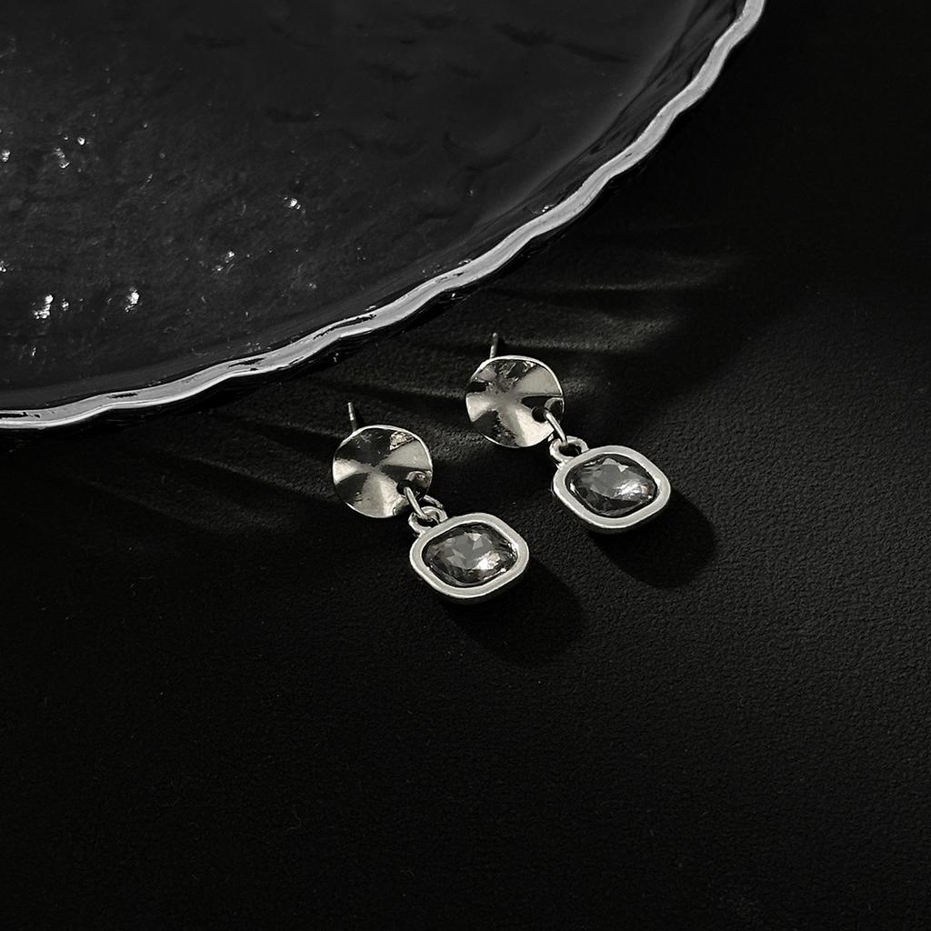 Personality Irregular Disc Geometric Earrings for Women, Sweet and Cool Square Style Black Diamond Pendant Earrings, Convenient and Comfortable