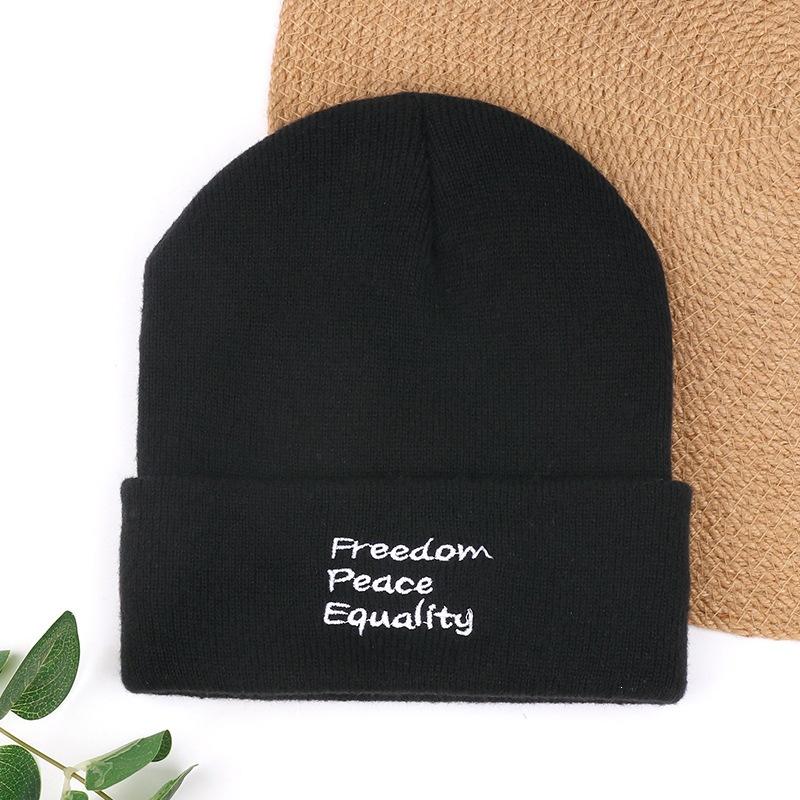 Autumn and winter knitted hats men's cold hats new warm and cold-proof solid color women's mountain pullover wool hats