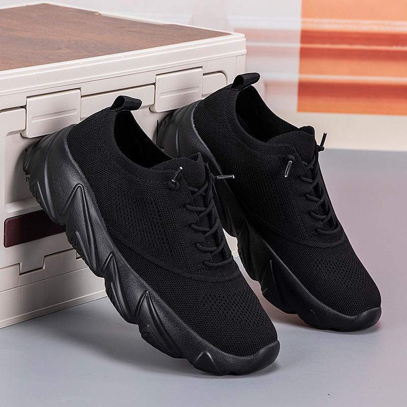 Large size classic casual shoes couple sports running shoes fly-woven mesh breathable shoes light shoes