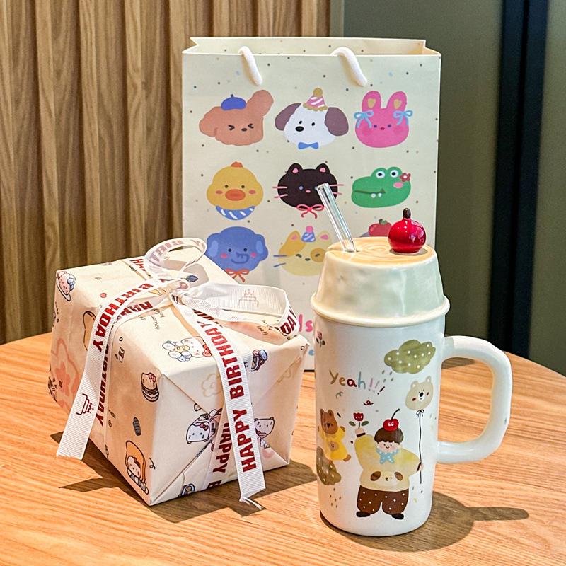 Roztomilý hrneček se slámkou Chlapci a dívky keramický hrnek vysoké hodnoty s víčkem dárek k narozeninám praktický suvenýr dárková krabička