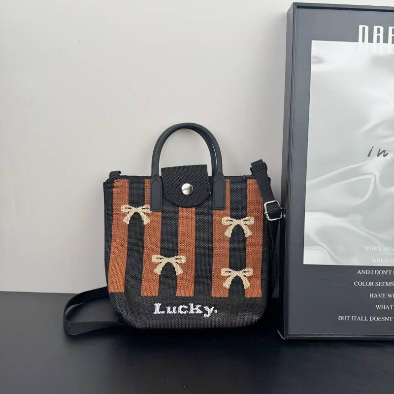 Premium new cute cartoon knitted mobile phone bag adjustable messenger handbag niche versatile dopamine bag