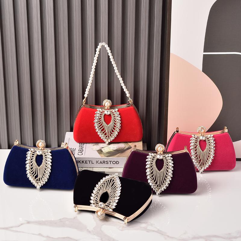 Crystals Bag Diamond Pearl Crossbody Wallets for Women Vintage Elegant Party Handbags Clutch Purses Velvet Luxury Designer Bag