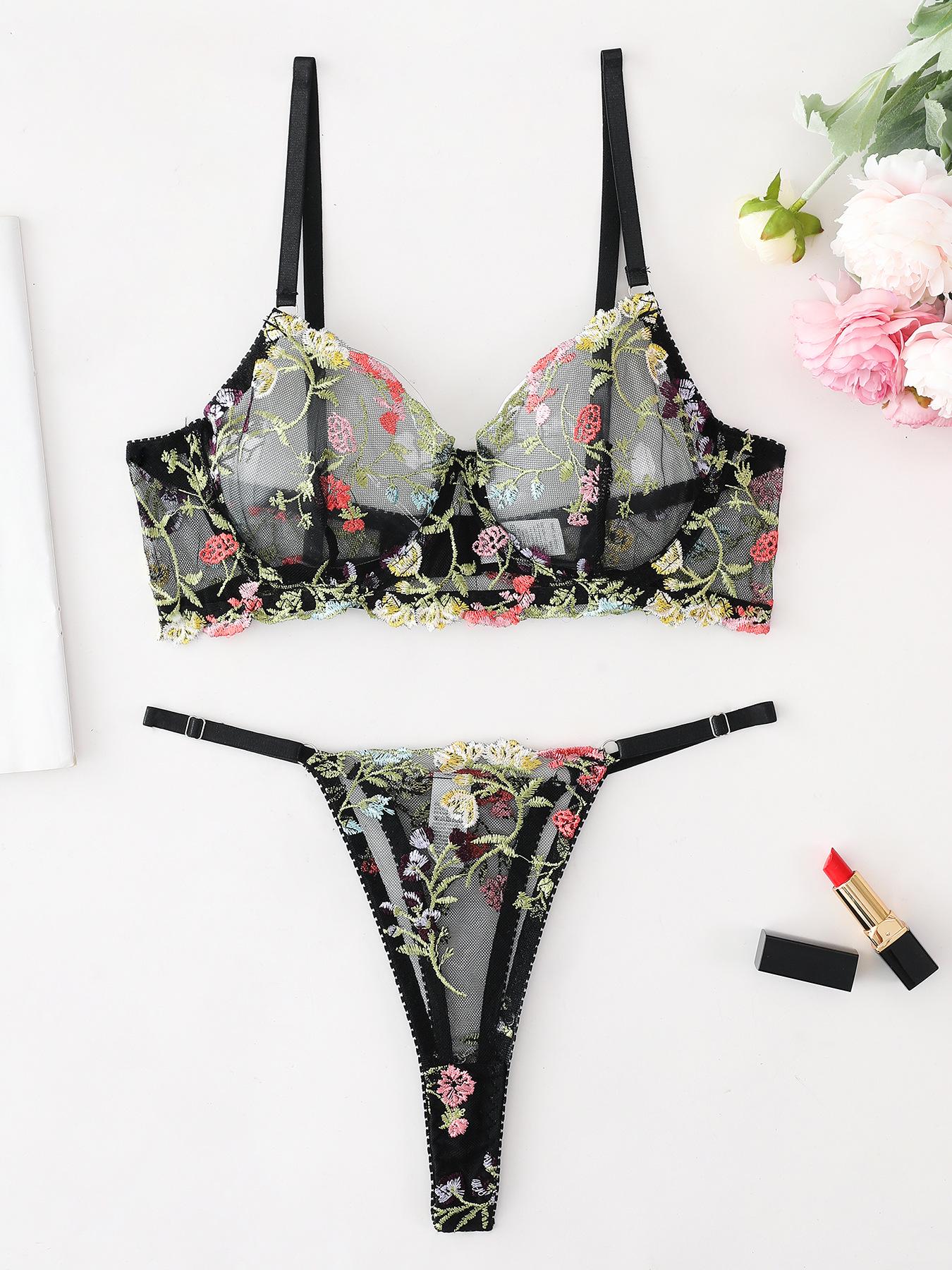 

Комплект кружевного бюстгальтера на косточках и стрингов - Сексуальный, минималистичный дизайн Large чёрный