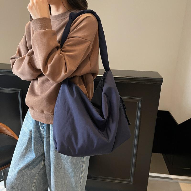 New simple casual large-capacity bag, high-end sense trendy fashion crossbody single shoulder commuter wind tote bag women's bag