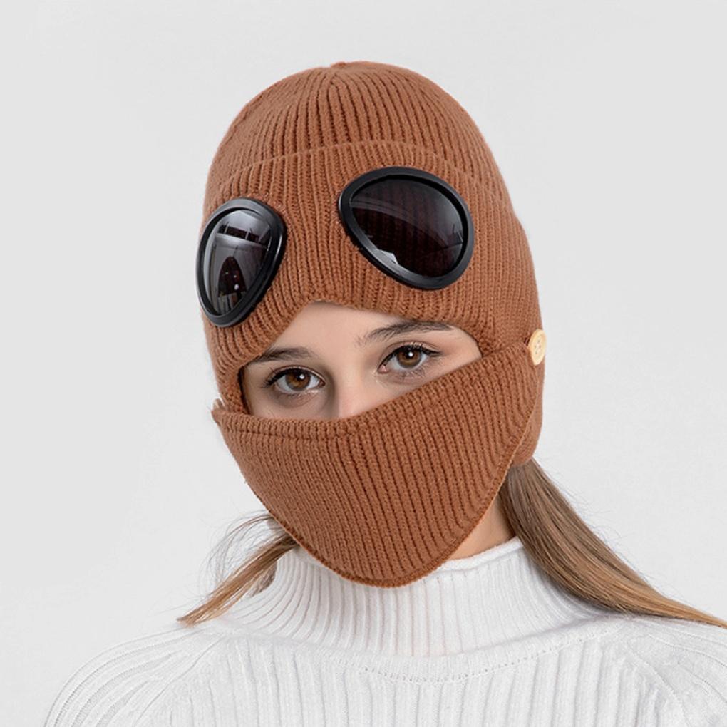 Mask, goggles, beanie hat, winter knit, celebrity