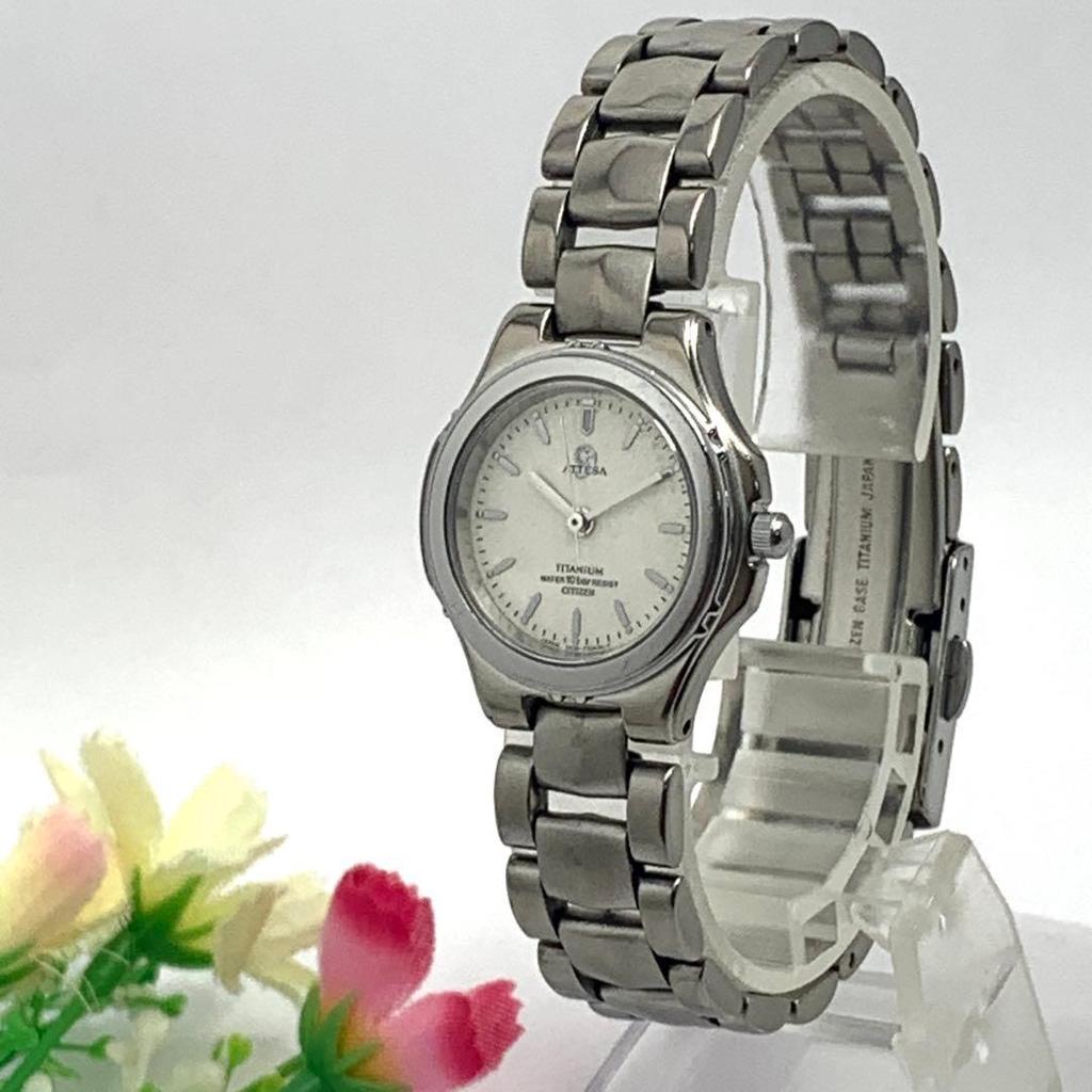 Used Working Item CITIZEN Wristwatch ATTESA Titanium Quartz Popular Vintage