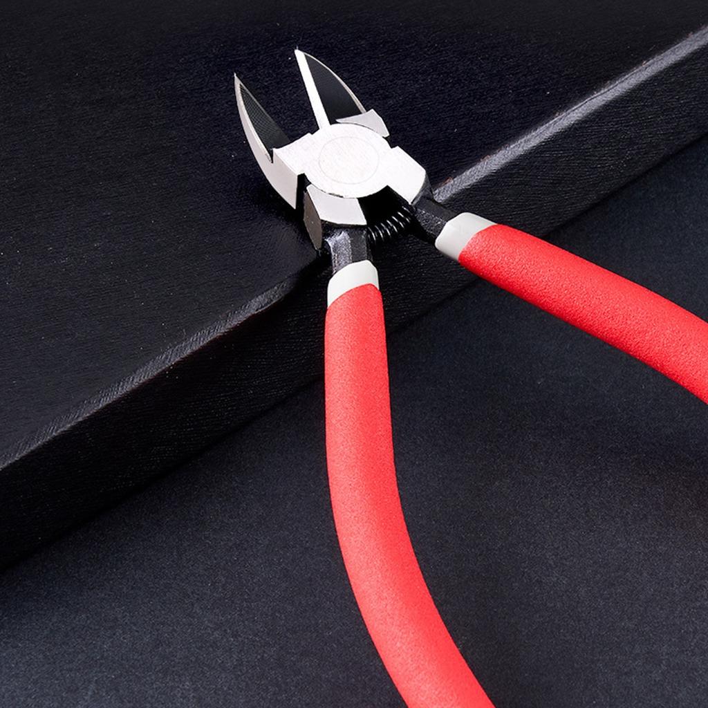 Compact 6 Inch Angled Wire Cutters AntiRust Chromium Vanadium Steel Tool For Tight Space Cutting Operations Tool