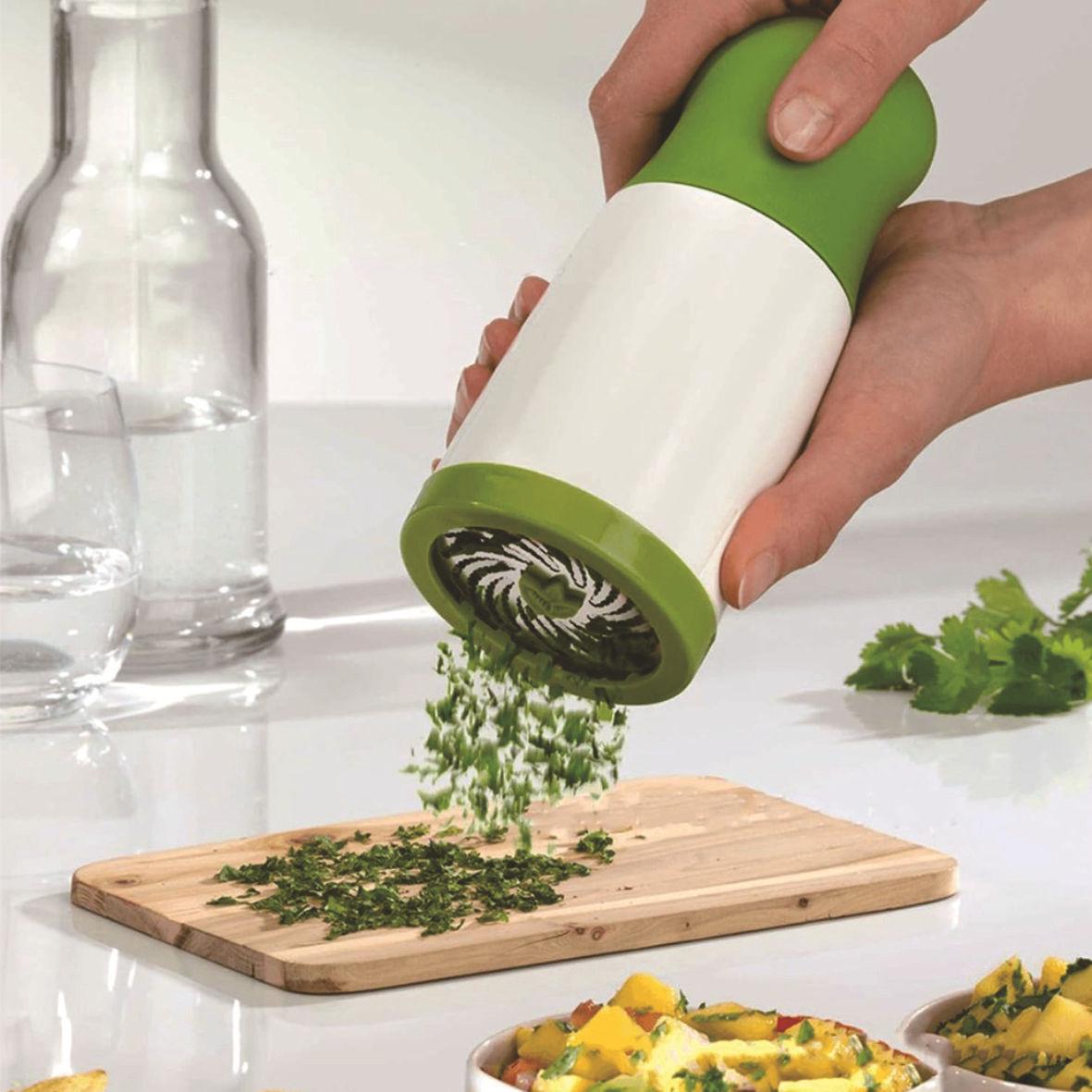 Multi-functional Spice and Herb Grinder for Kitchen Spice Grinder