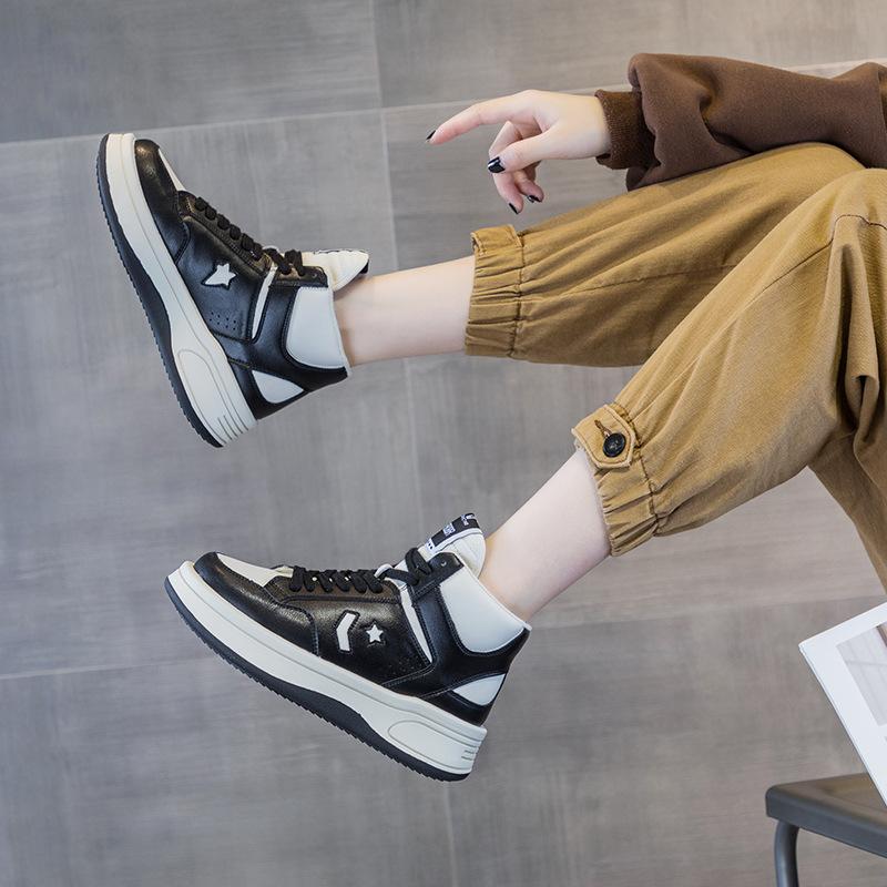 High-top leather women's autumn and winter new women's shoes thick-soled heightening single shoes women's casual sports shoes