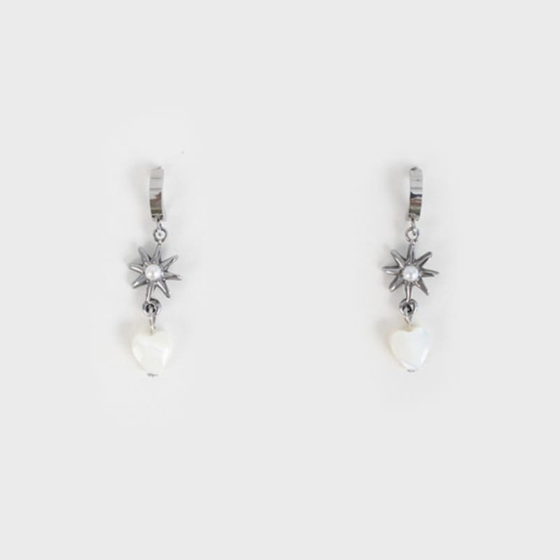 

LingerPiece Sun and heart drop earring Free